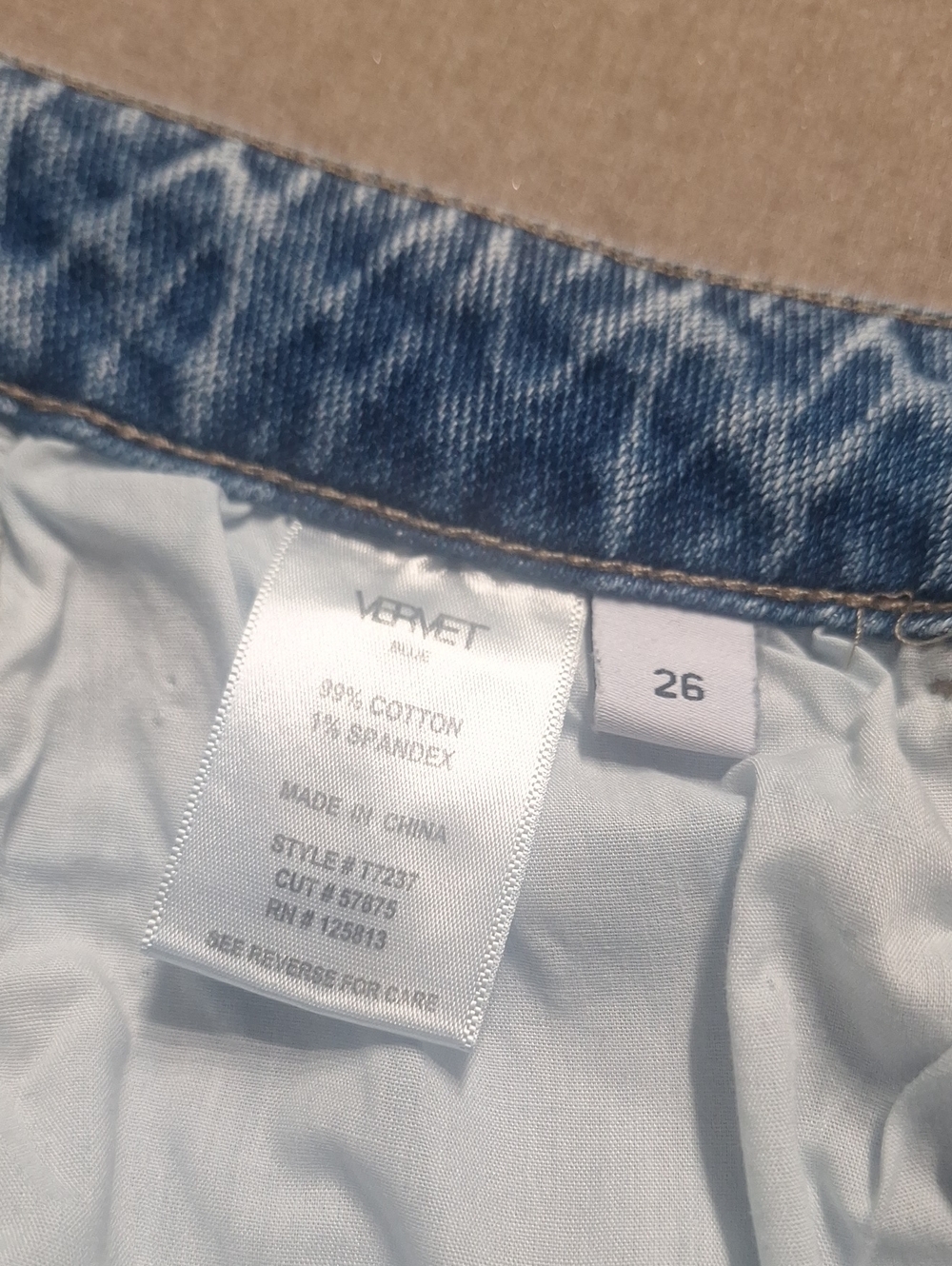 Vervet Blue Jeans - Picture 7 of 8
